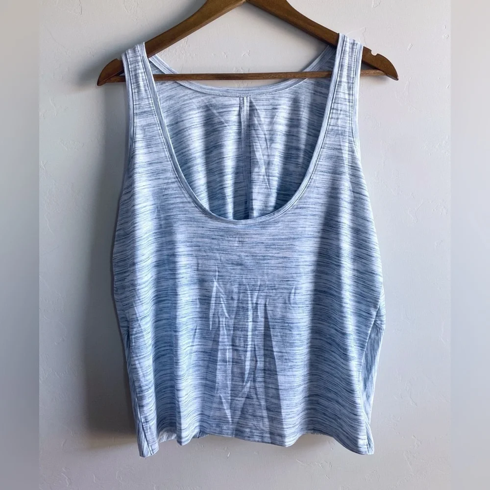 Athleta - Twisted Front Yoga Tank - Picture 5 of 9